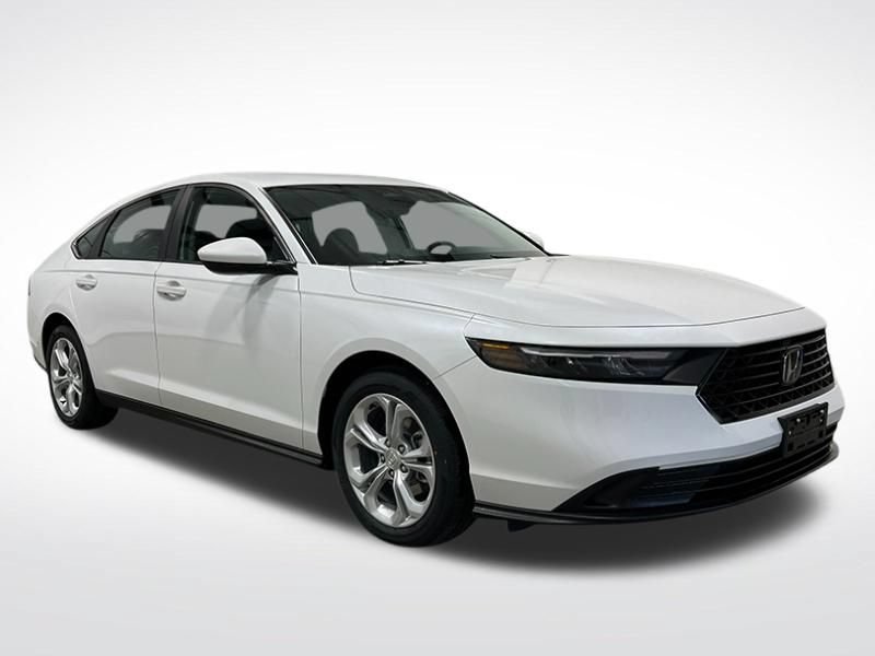 Certified 2023 Honda Accord LX image 12