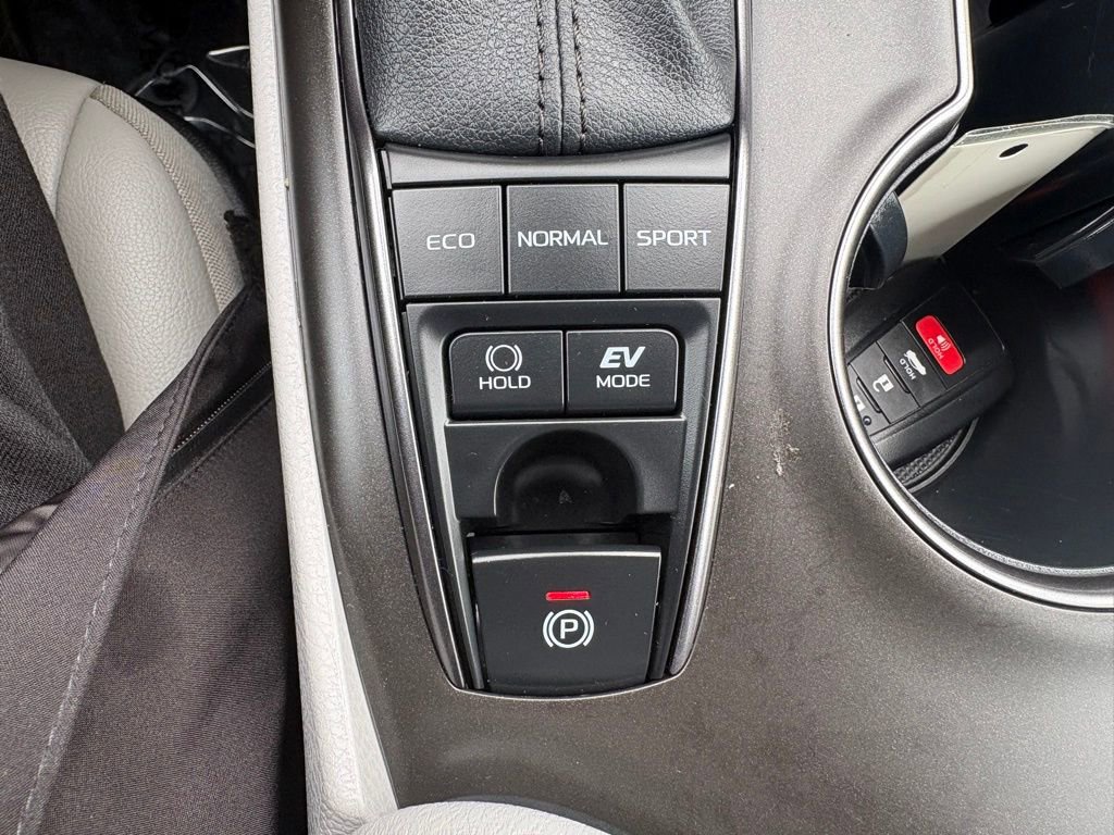Certified 2023 Toyota Camry SE image 27