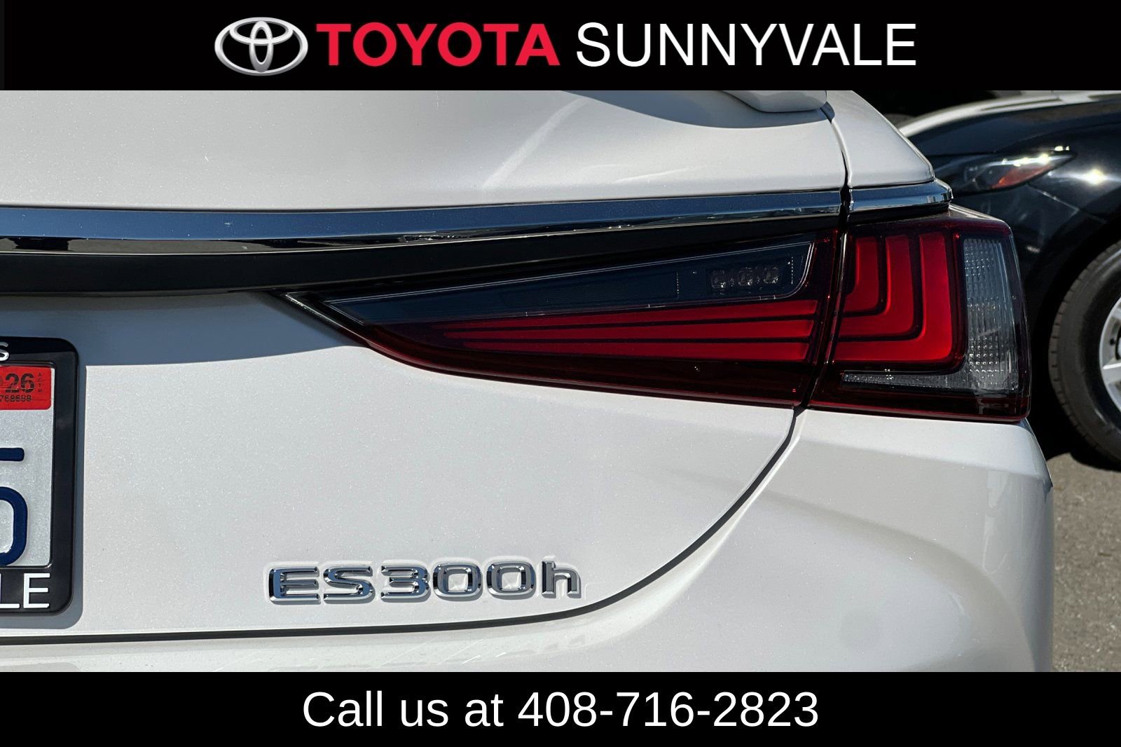 Used 2025 Lexus ES 300h w/ Premium Package image 13