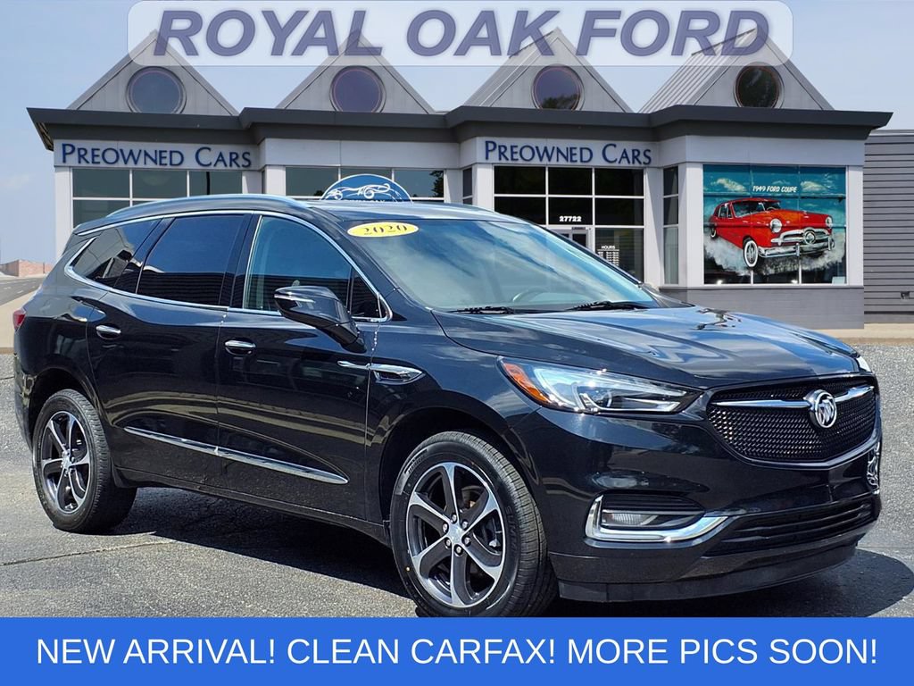 Used 2020 Buick Enclave Essence w/ Sport Touring Edition FWD image 1