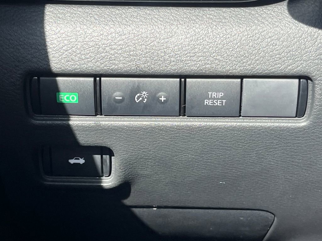 New 2025 Nissan Sentra SV w/ SV Premium Package image 21