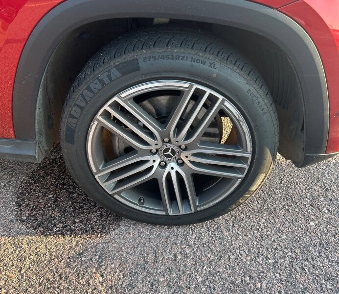 Used 2024 Mercedes-Benz GLS 450 4MATIC image 13