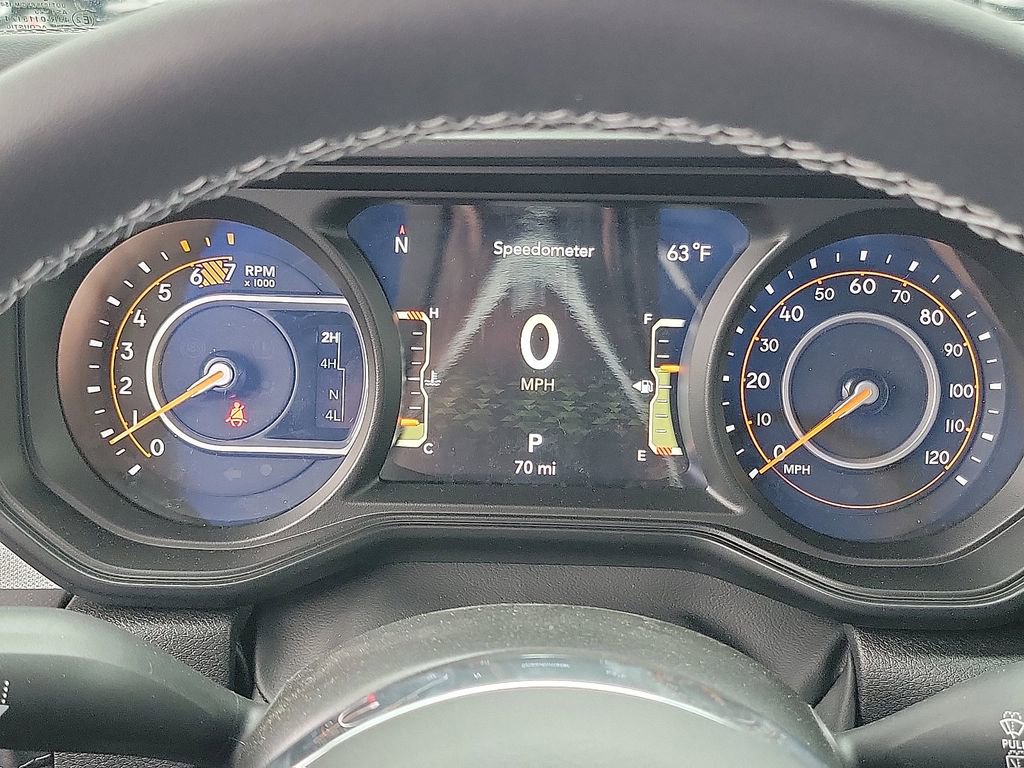 New 2025 Jeep Wrangler Sahara image 7