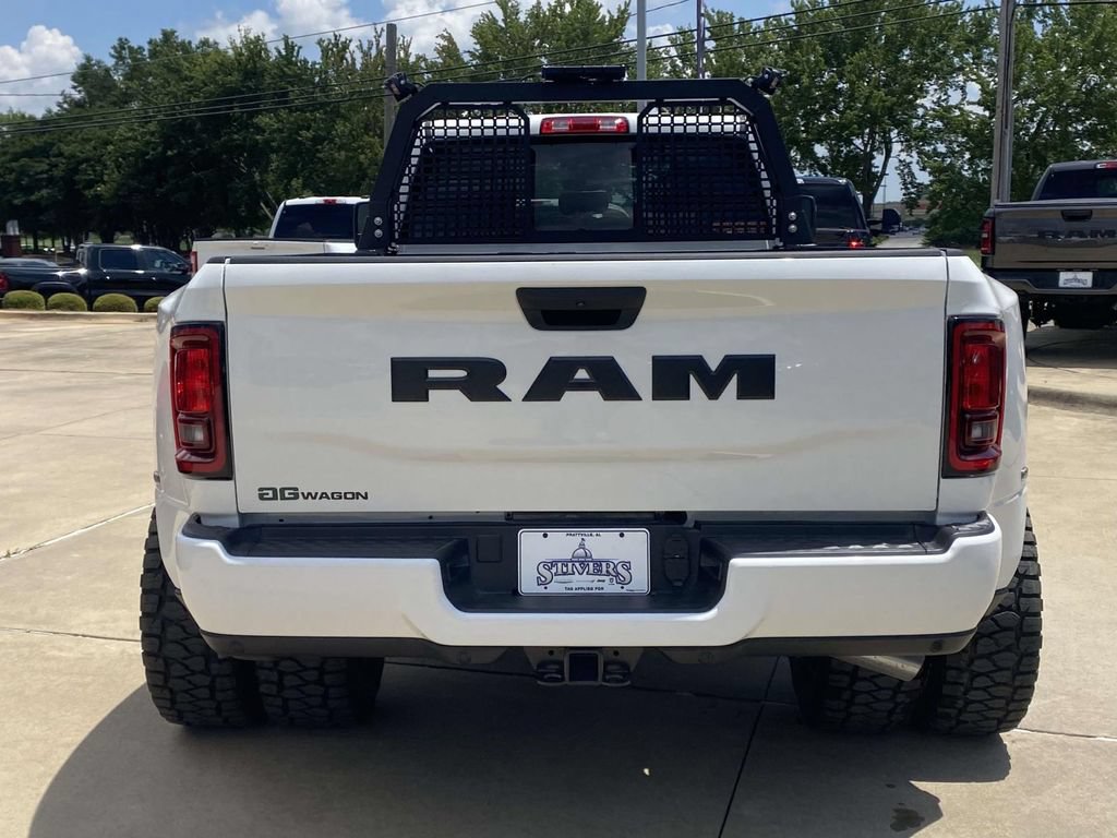 New 2026 RAM 3500 Big Horn AWD/4WD image 36