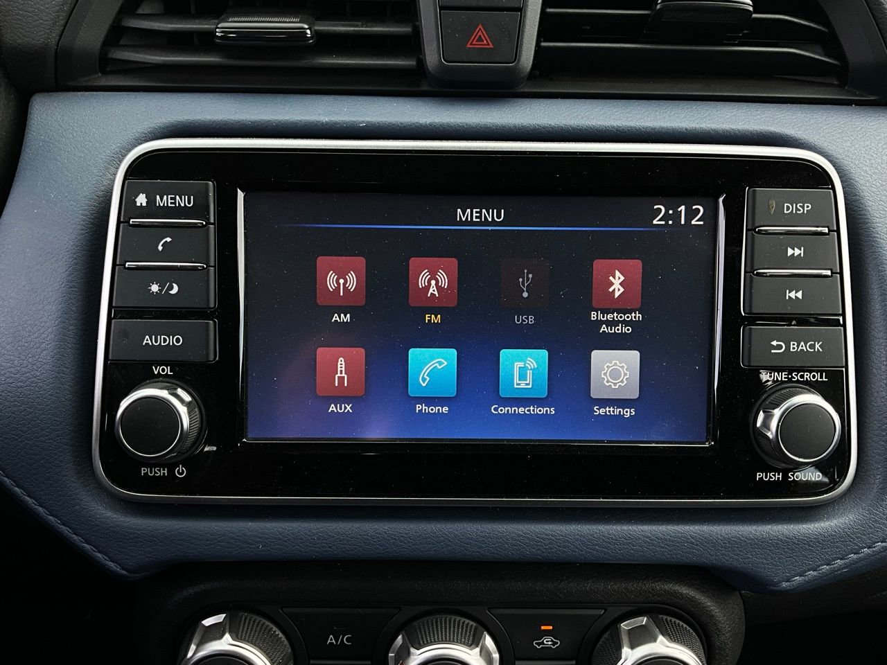 Used 2025 Nissan Versa SV image 26