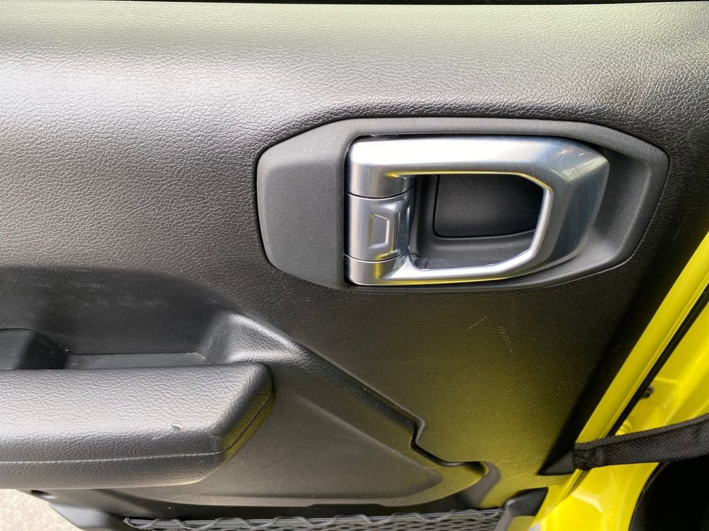 Used 2024 Jeep Wrangler Rubicon image 17