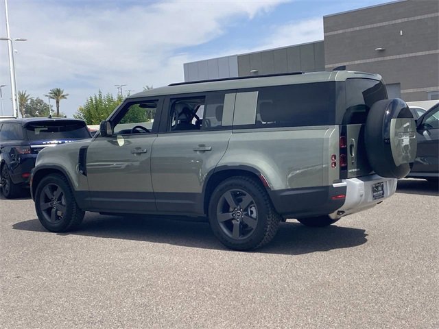 New 2025 Land Rover Defender 130 S image 19