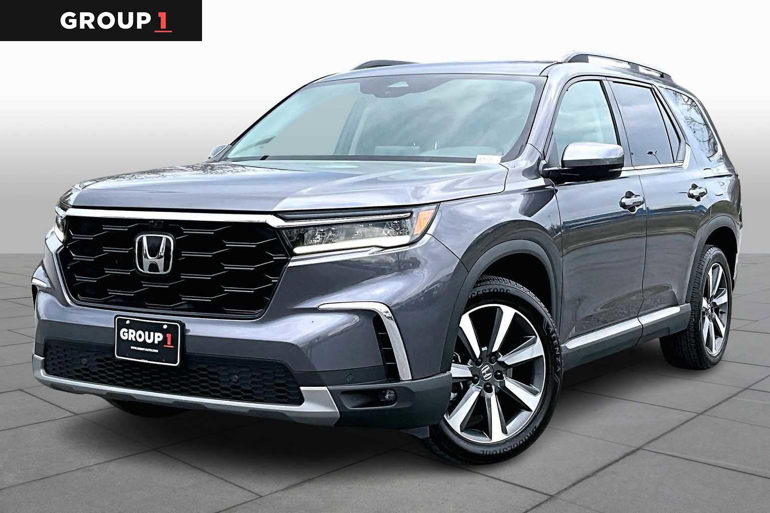 Used 2025 Honda Pilot Elite
