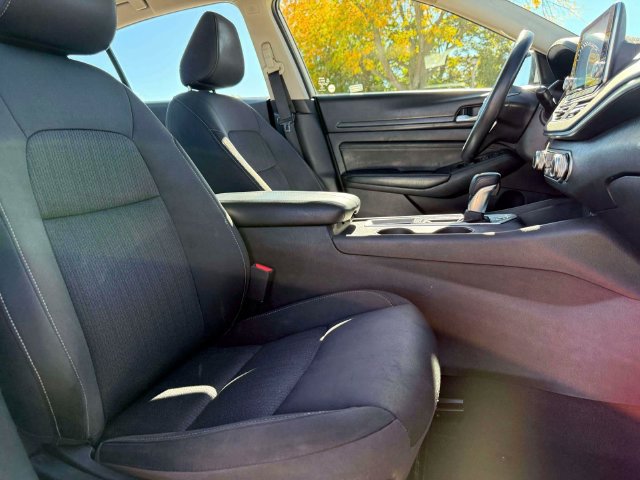 Used 2019 Nissan Altima 2.5 S FWD image 14
