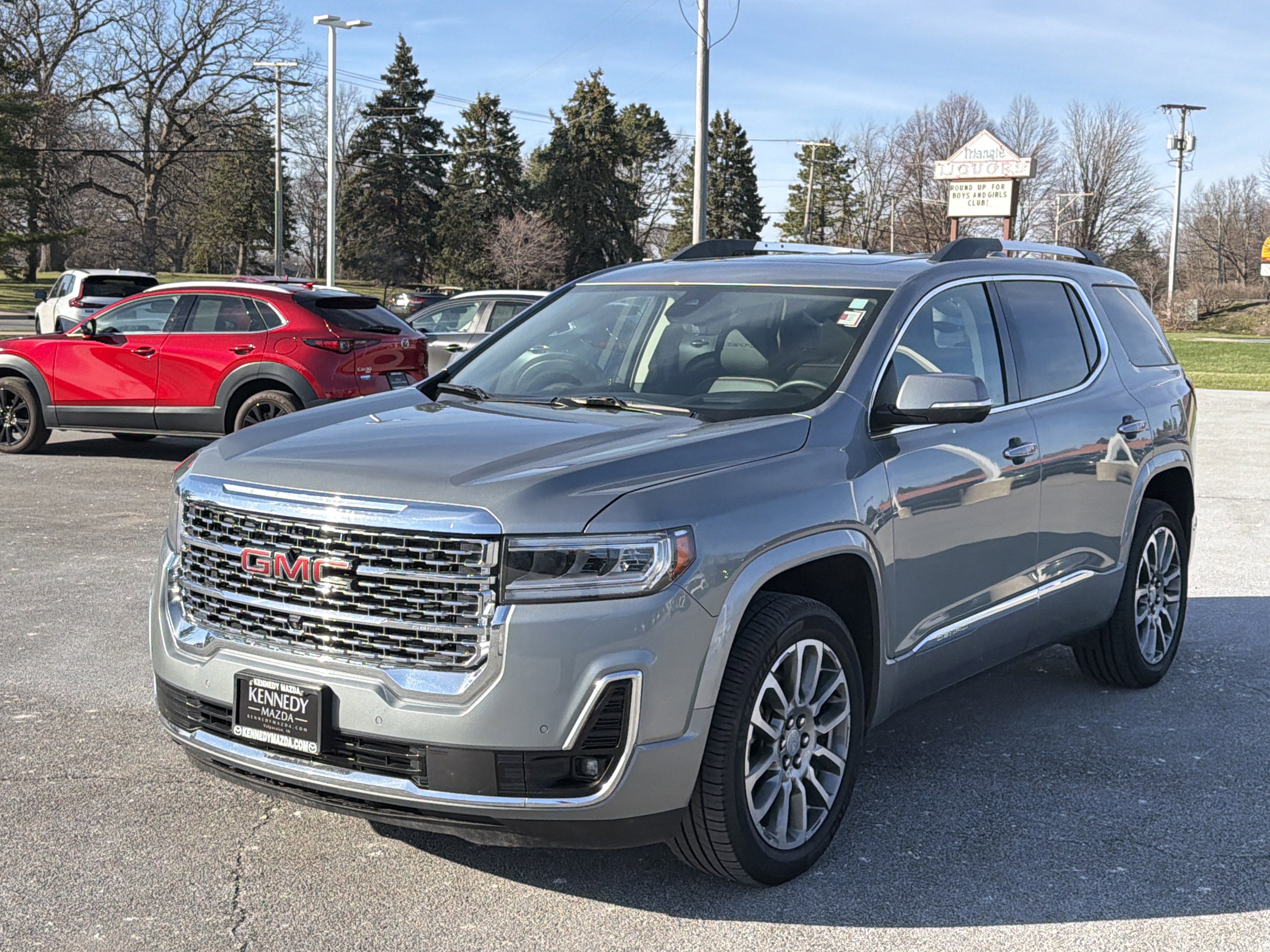 Used 2023 GMC Acadia Denali w/ Denali Technology Package image 7