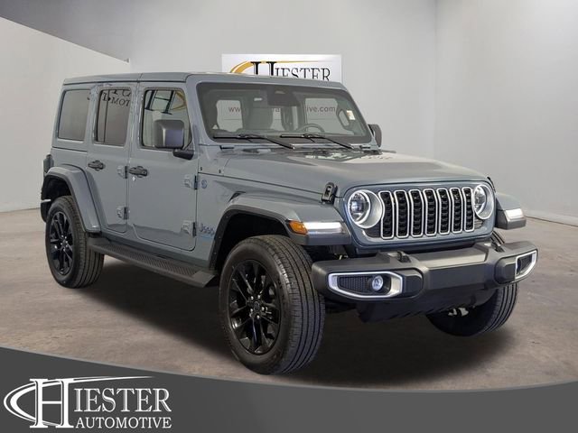 Used 2025 Jeep Wrangler Unlimited Sahara image 1