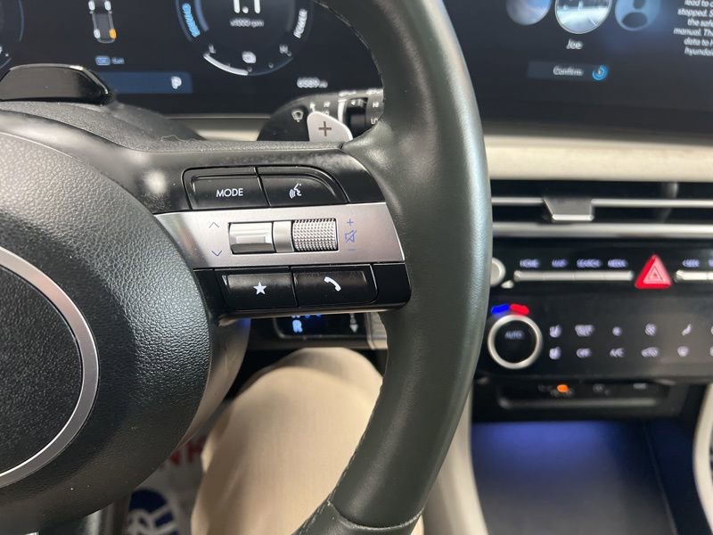 Used 2025 Hyundai Tucson Limited AWD/4WD image 25