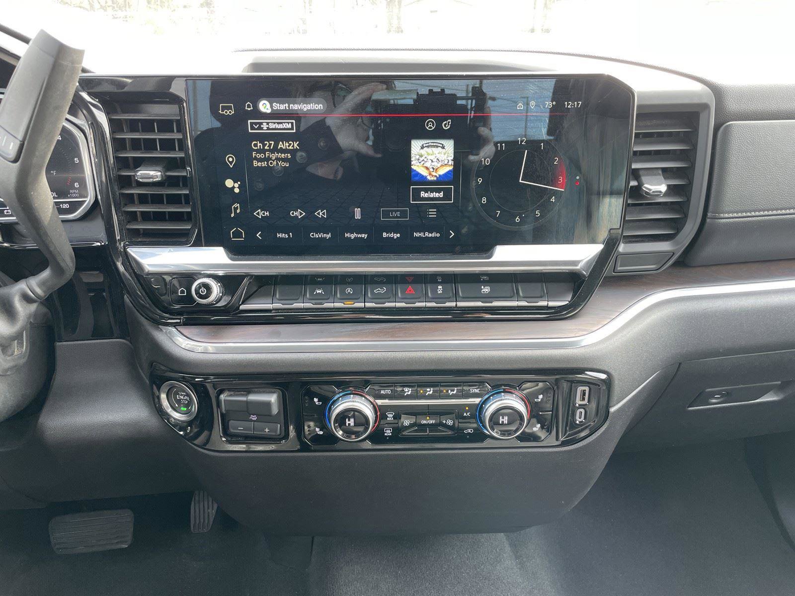 Used 2025 GMC Sierra 1500 SLT image 19