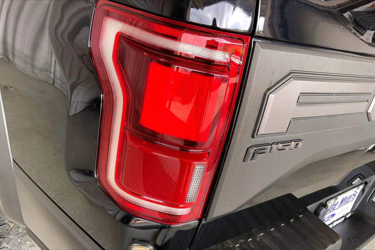 Used 2019 Ford F150 Raptor w/ Equipment Group 802A Luxury AWD/4WD image 29