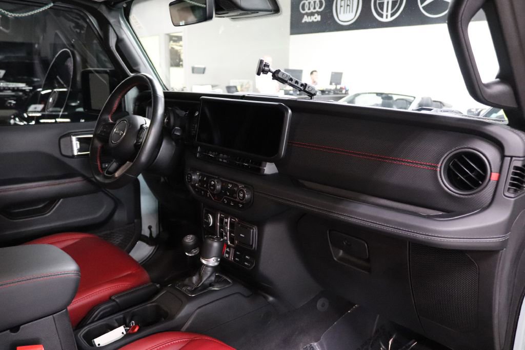 Used 2024 Jeep Wrangler Unlimited Rubicon 392 image 25