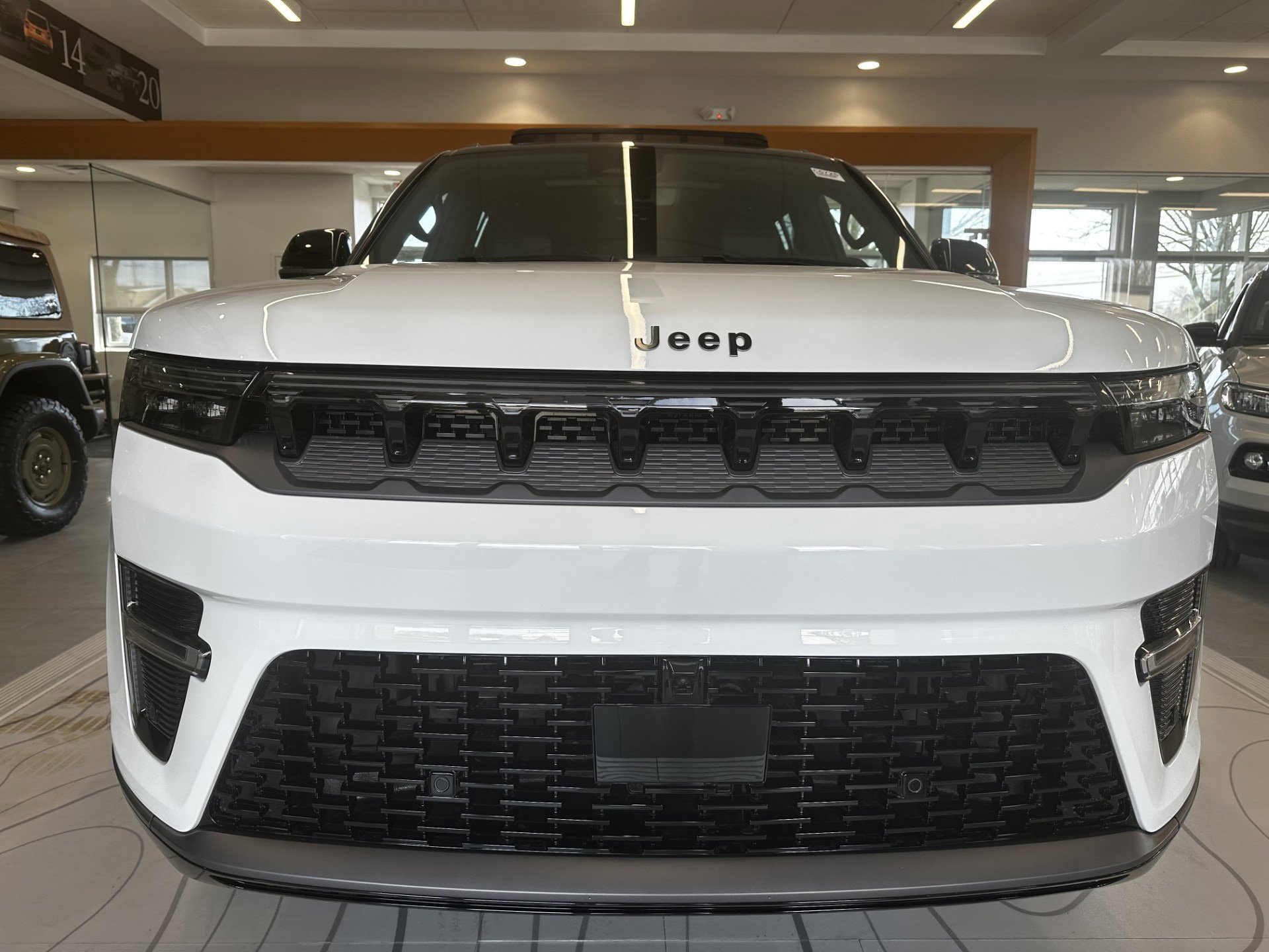 New 2026 Jeep Grand Wagoneer Summit w/ Premium Group III AWD/4WD image 3