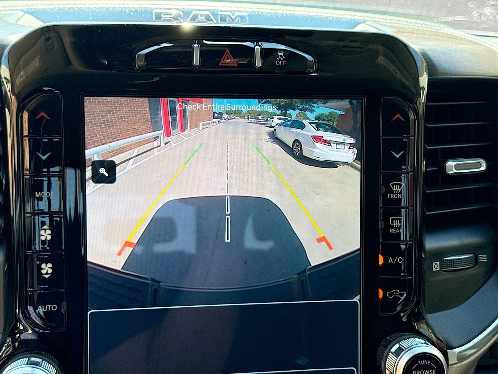 Used 2023 RAM 3500 Laramie image 13