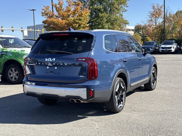 Used 2024 Kia Telluride S w/ S Sunroof Package AWD/4WD image 2