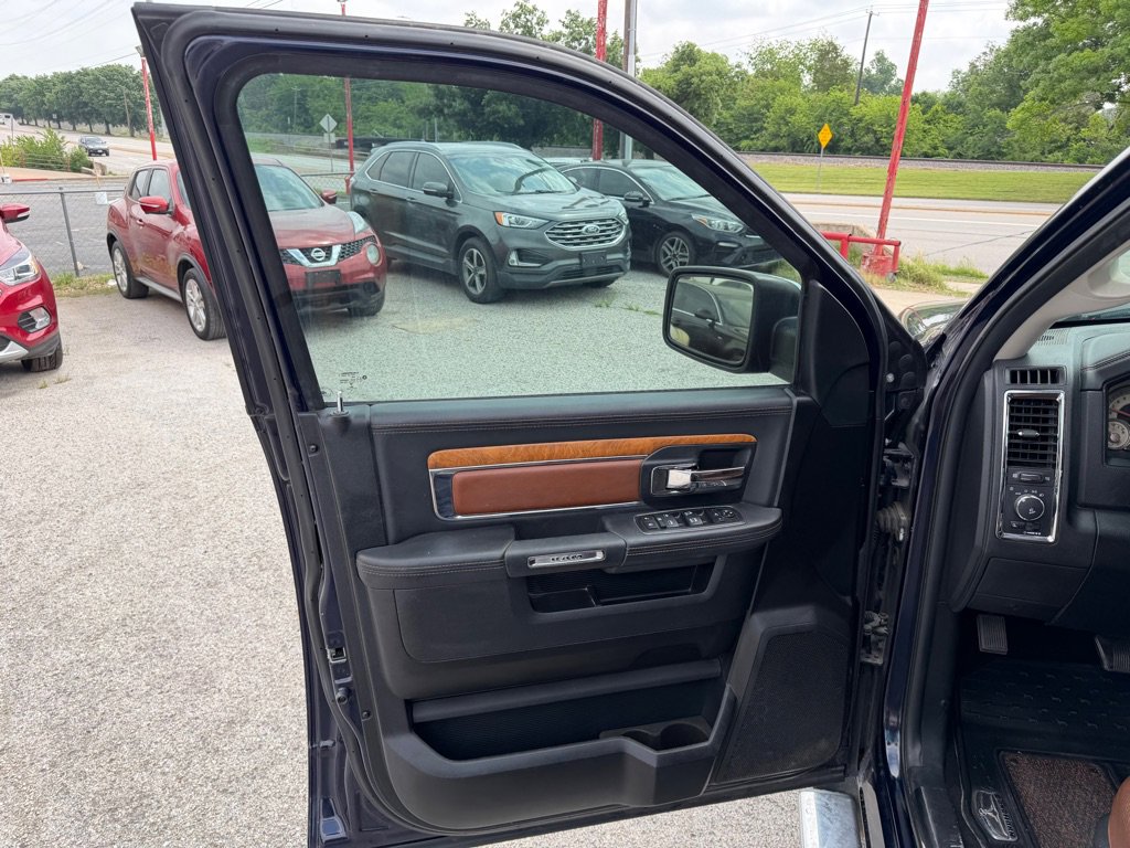Used 2017 RAM 1500 Laramie Longhorn AWD/4WD image 10