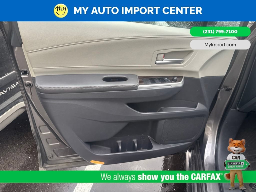 Used 2021 Toyota Sienna XLE w/ XLE Plus Package AWD/4WD image 8