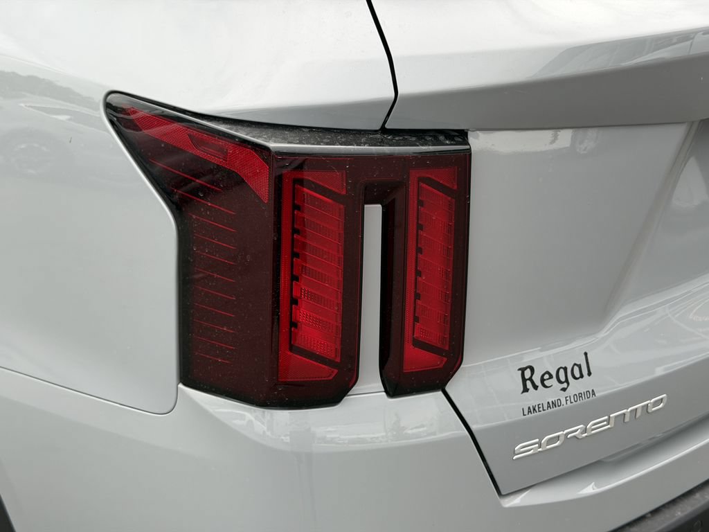 New 2026 Kia Sorento S FWD image 11