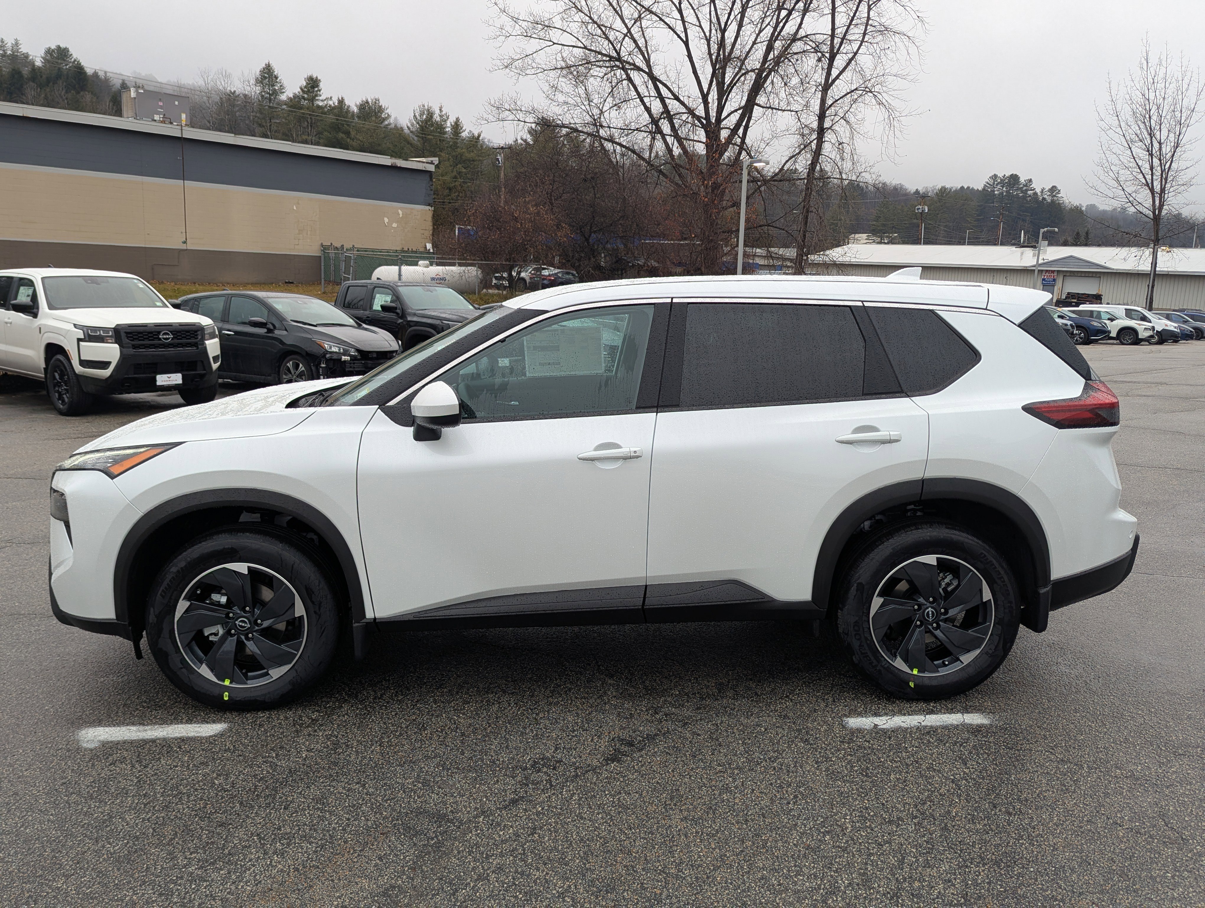 New 2026 Nissan Rogue SV image 4