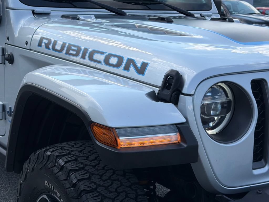 Used 2022 Jeep Wrangler Unlimited Rubicon 4xe w/ Steel Bumper Group AWD/4WD image 9