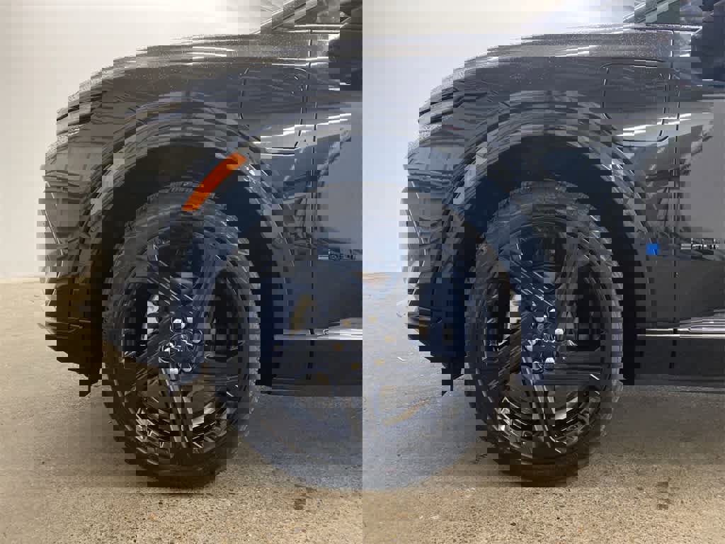 Used 2024 Chevrolet Equinox EV RS image 12