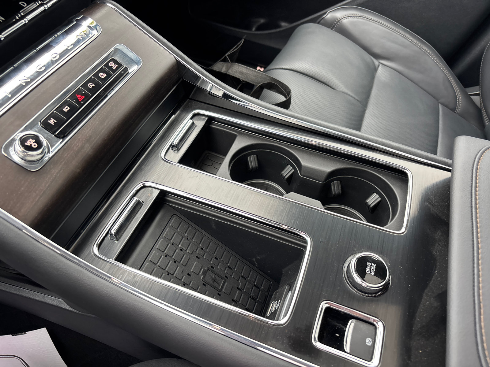 New 2026 Lincoln Aviator Reserve AWD/4WD image 23
