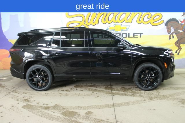 Used 2025 Chevrolet Traverse RS w/ LPO, Floor Liner Package