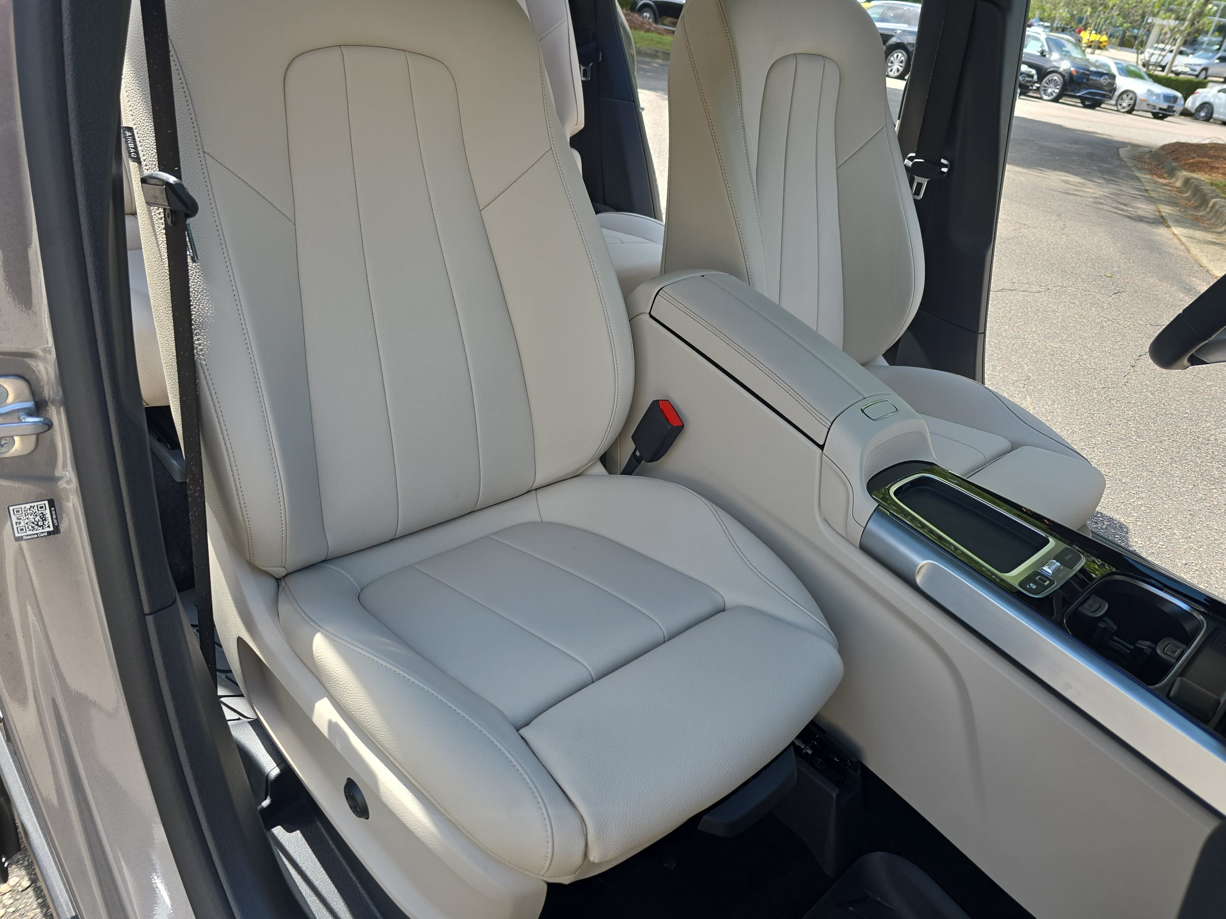 Certified 2026 Mercedes-Benz GLB 250 image 10