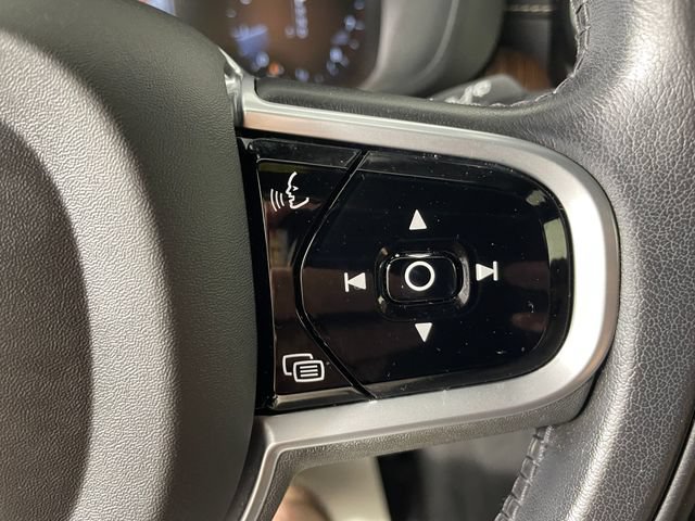 Used 2020 Volvo XC60 T5 Inscription w/ Protection Package Premier AWD/4WD image 12