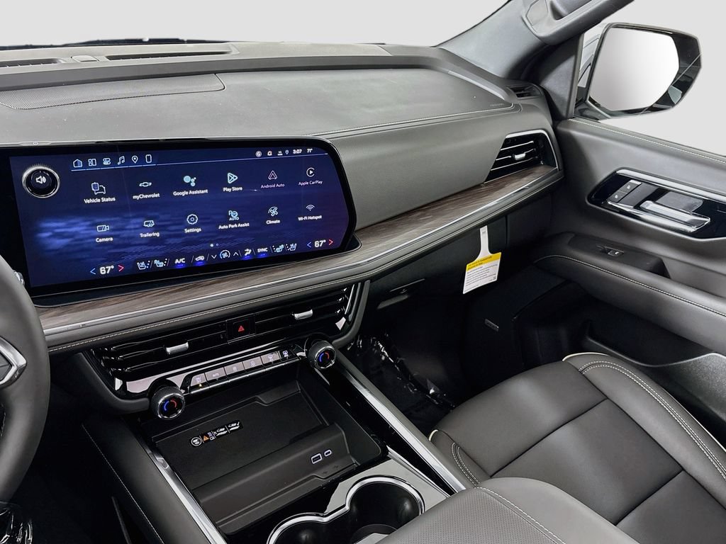 New 2026 Chevrolet Tahoe Premier w/ Sun And Tow Package AWD/4WD image 24