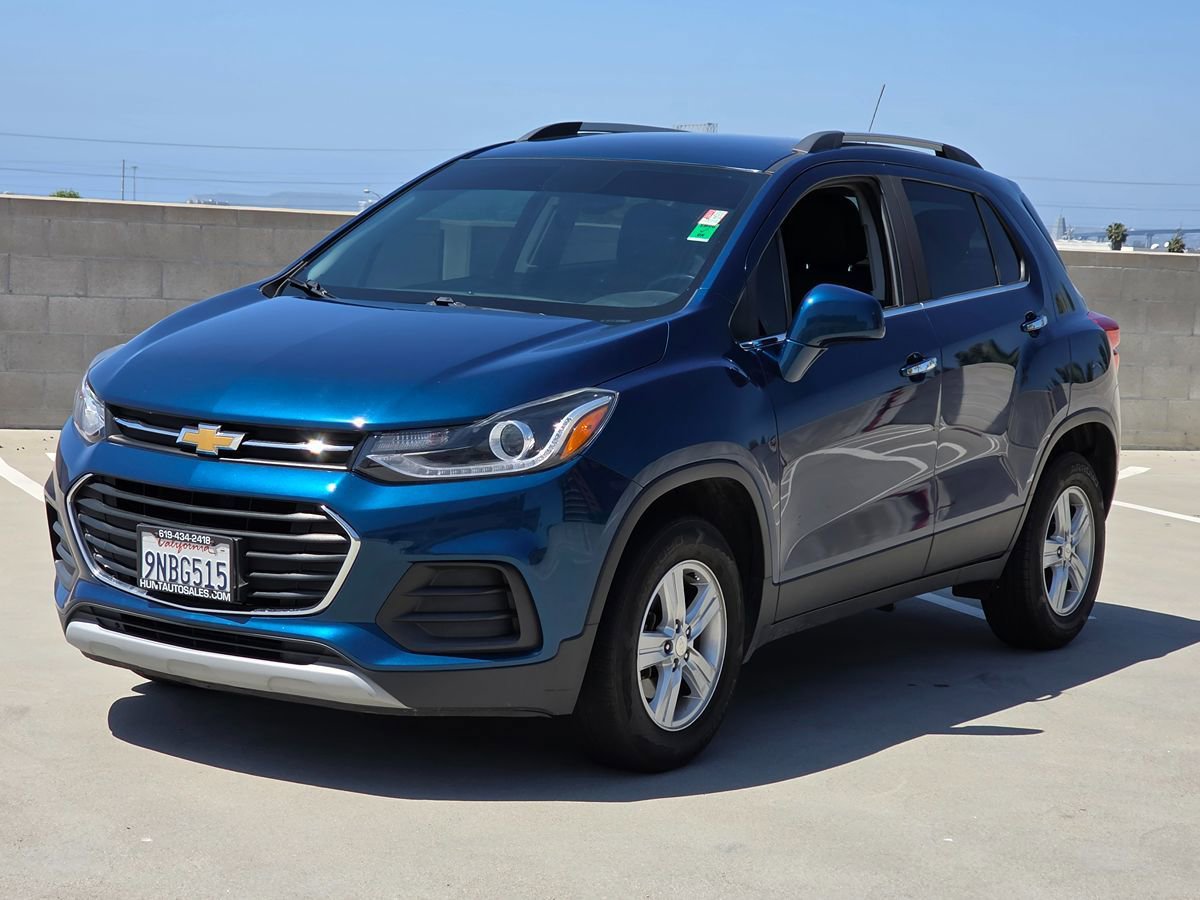 Used 2020 Chevrolet Trax LT w/ Driver Confidence Package image 4