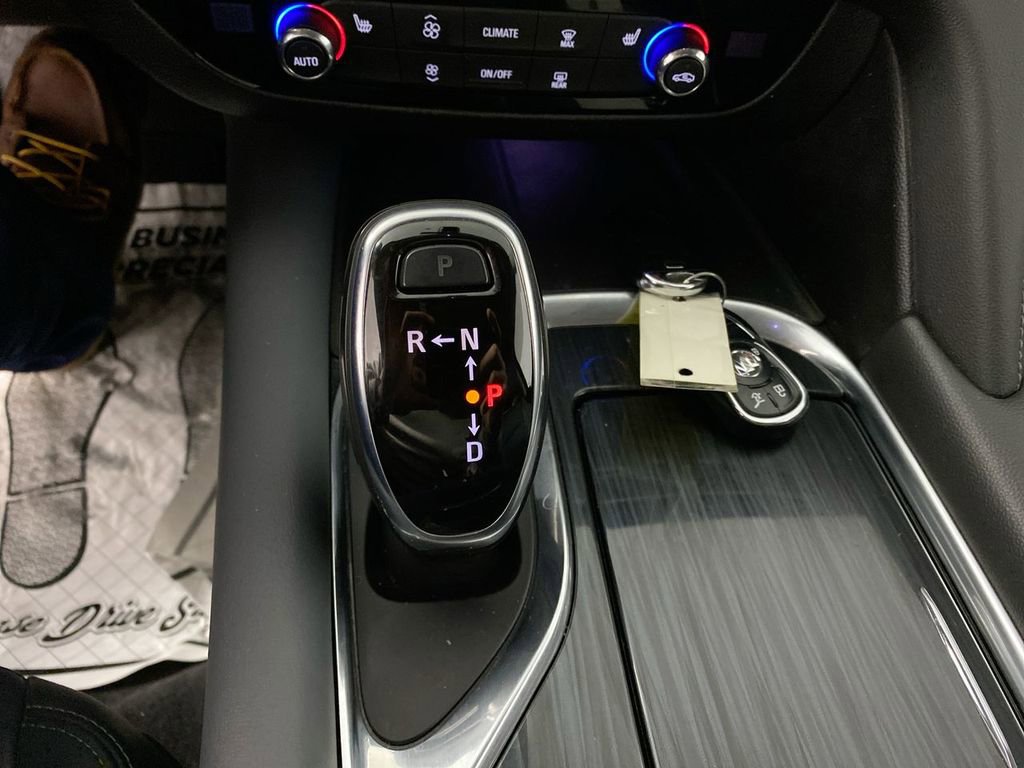 Used 2021 Buick Enclave Essence w/ Sound and Sites Package image 19