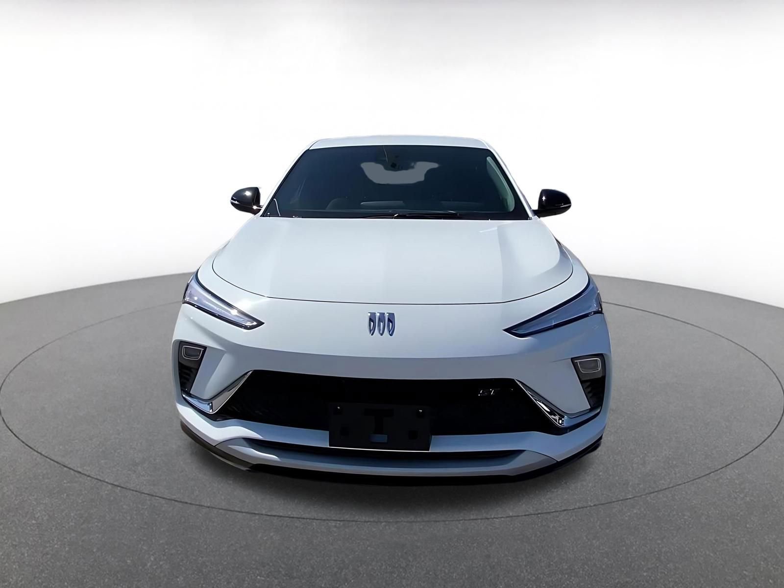 Used 2025 Buick Envista Sport Touring image 7