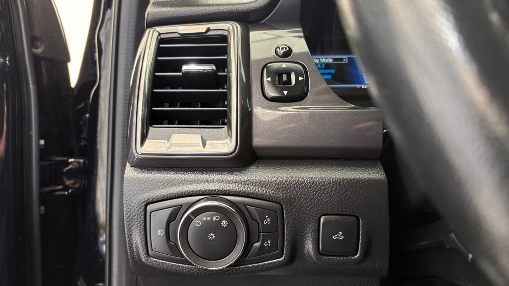 Used 2020 Ford Ranger Lariat w/ Technology Package AWD/4WD image 39