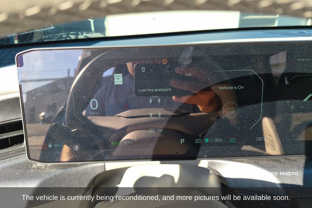 Used 2025 Kia EV9 Wind AWD/4WD image 16