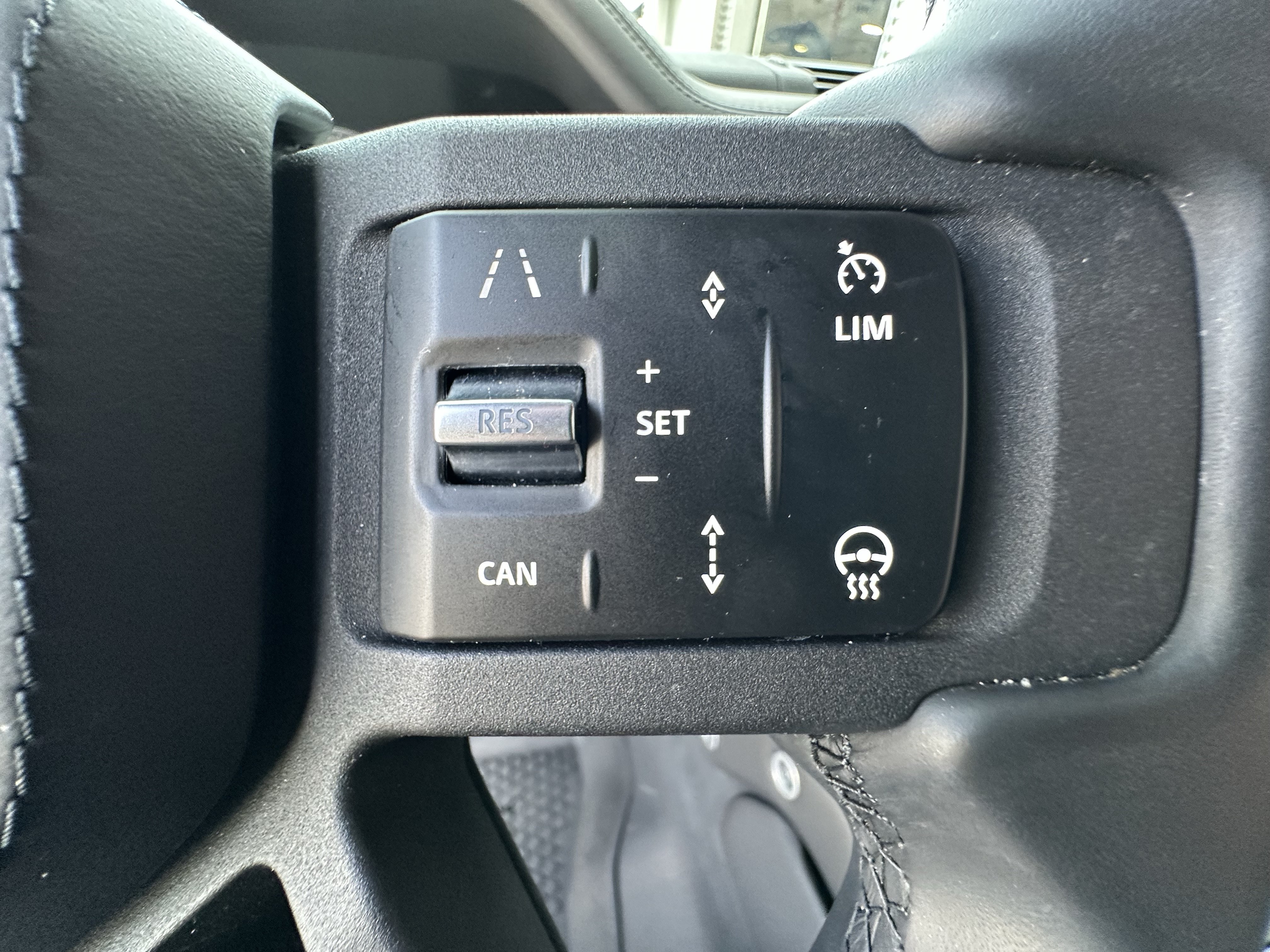 Used 2026 Land Rover Defender 110 V8 AWD/4WD image 20