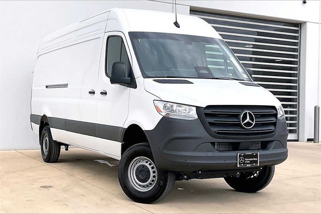 New 2025 Mercedes-Benz Sprinter 2500