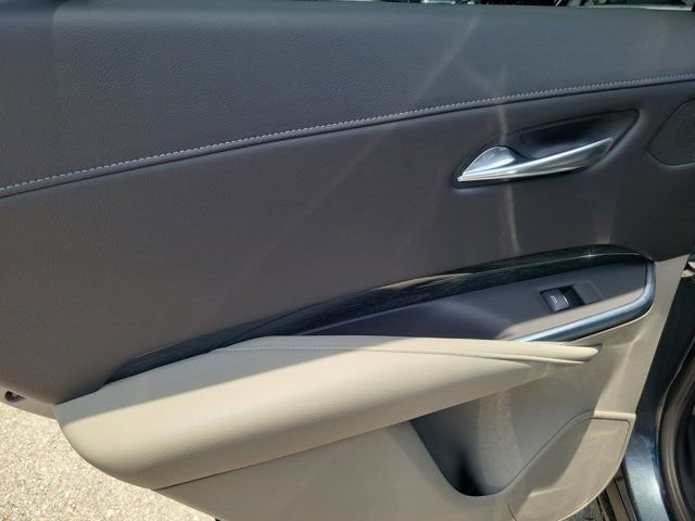 Used 2021 Cadillac XT4 Premium Luxury w/ Driver Awareness Package FWD image 14