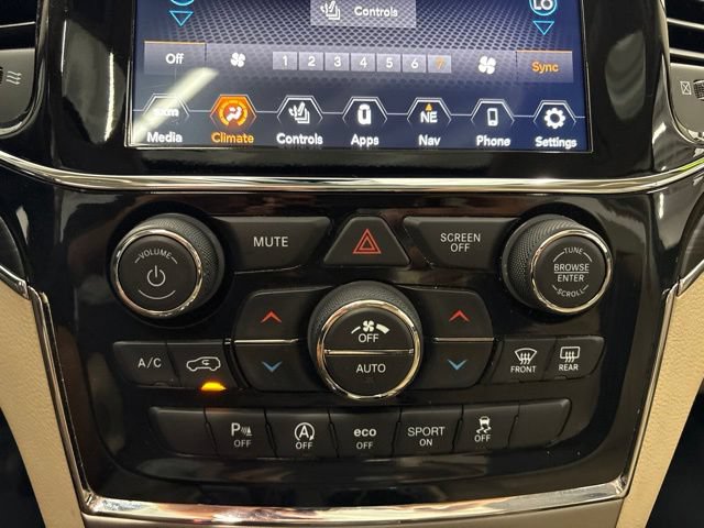 Used 2021 Jeep Grand Cherokee Limited w/ Trailer Tow Group IV AWD/4WD image 40