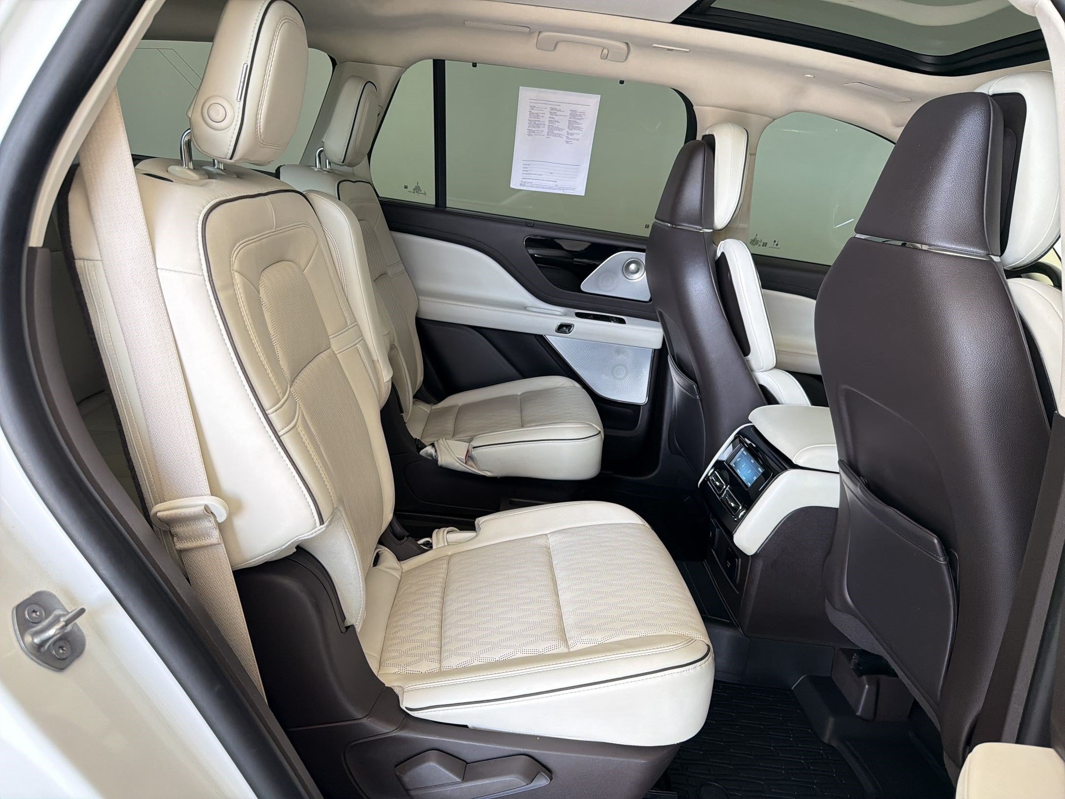 Used 2020 Lincoln Aviator Black Label w/ Dynamic Handling Package AWD/4WD image 30