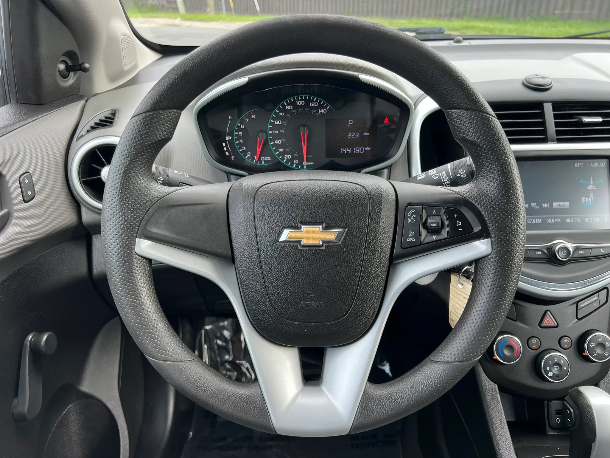 Used 2017 Chevrolet Sonic LT FWD image 21