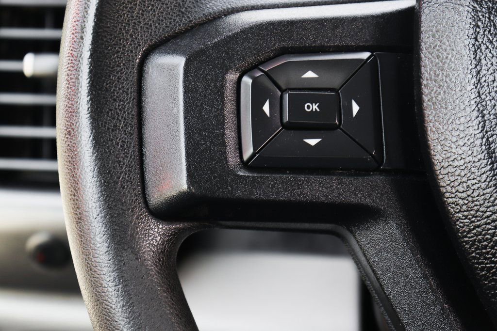 Used 2017 Ford F550 2WD Regular Cab Super Duty image 22
