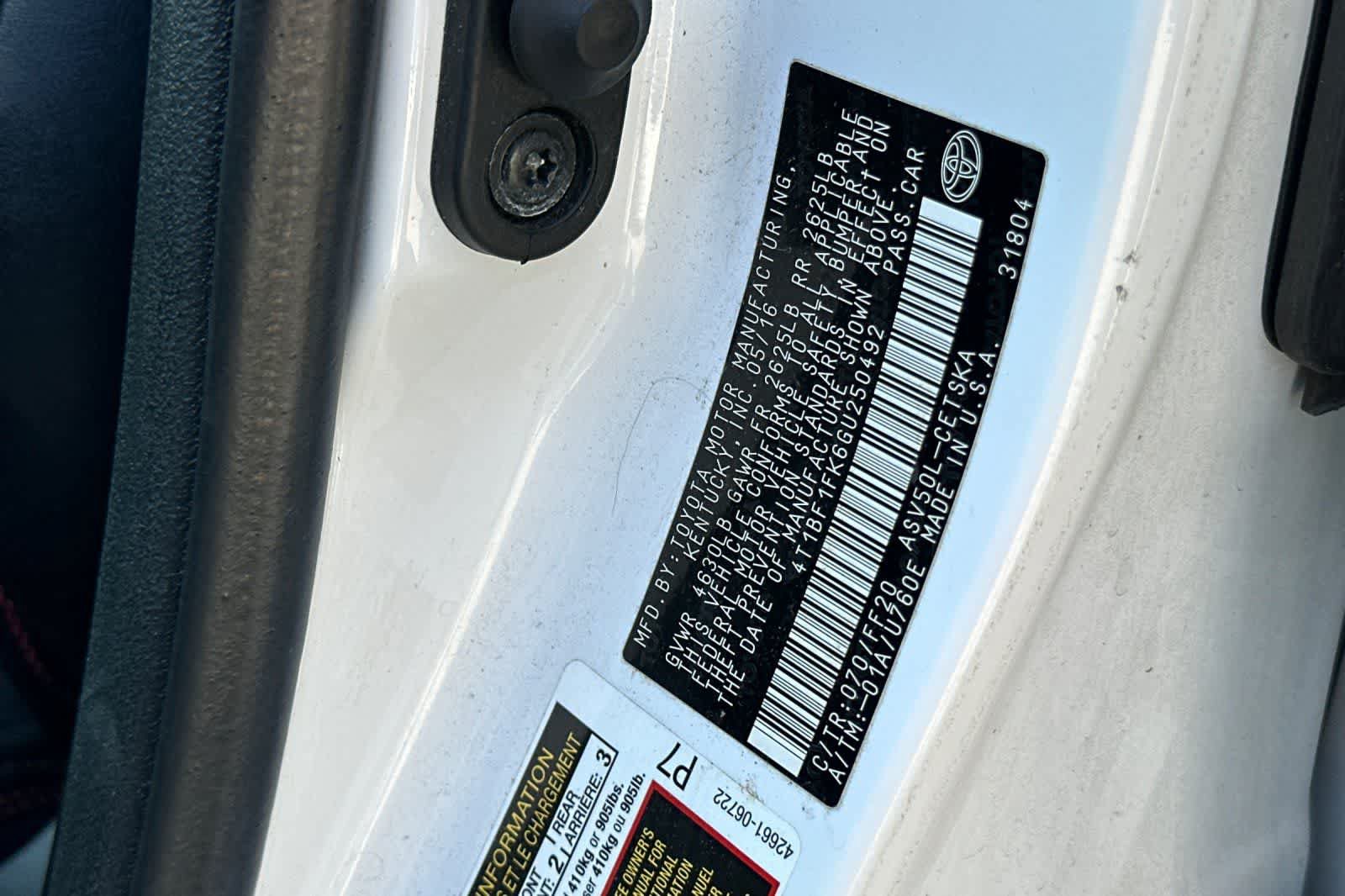 Used 2016 Toyota Camry SE FWD image 31
