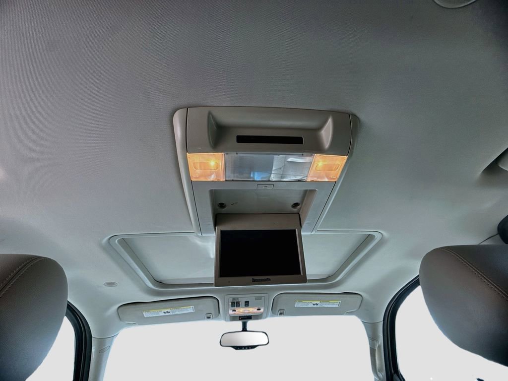 Used 2014 Chevrolet Tahoe LTZ RWD image 26