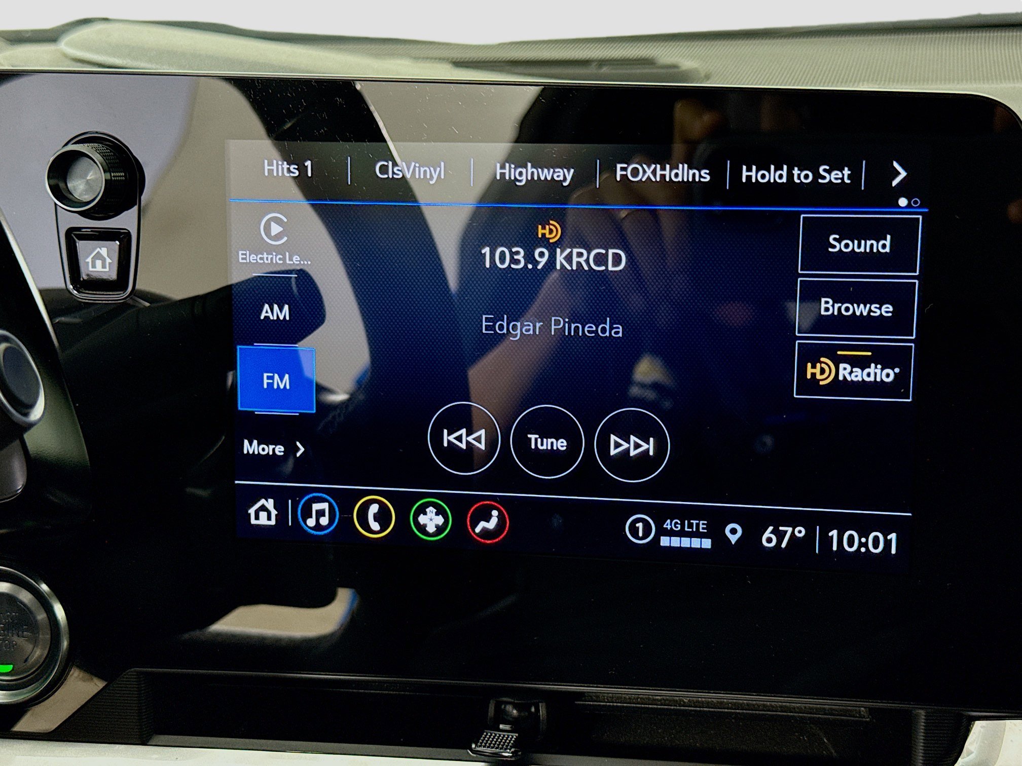 Used 2023 Chevrolet Corvette Stingray Coupe w/ Z51 Performance Package image 15