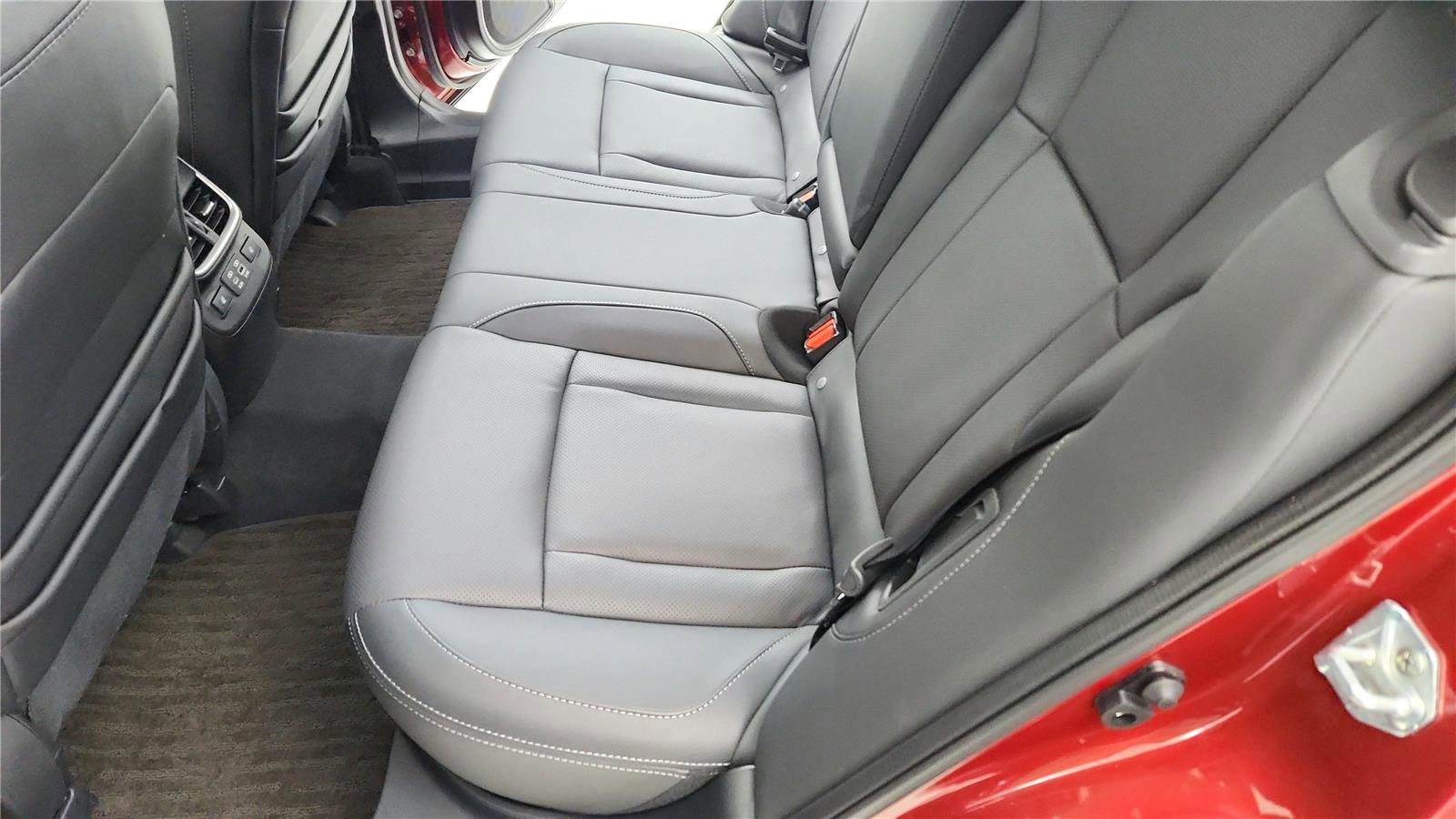 Used 2025 Subaru Outback Limited XT image 18