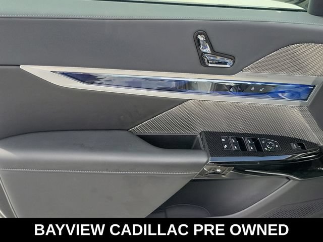 Used 2023 BMW 740i RWD image 23
